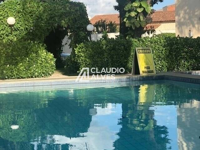 CASA EM CONDOMÍNIO para Compra em Feira de Santana - 2