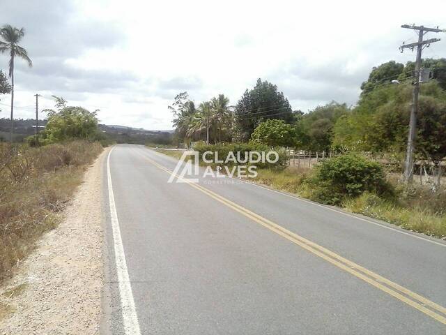 TERRENO para Compra em Feira de Santana - 5