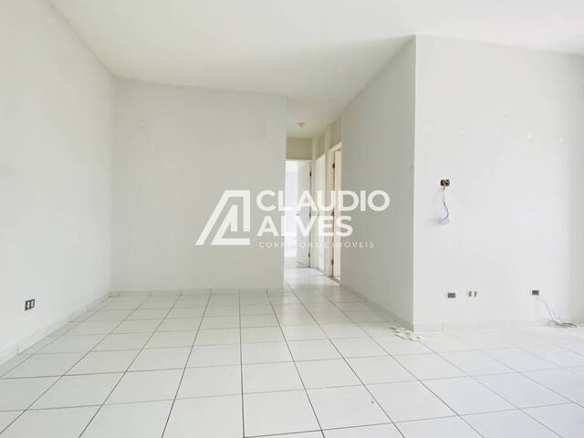 APARTAMENTO para Compra em Feira de Santana - 5