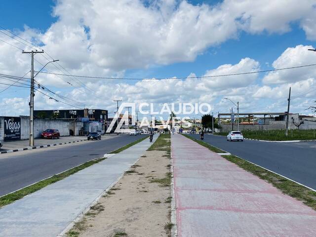 TERRENO para Compra em Feira de Santana - 2