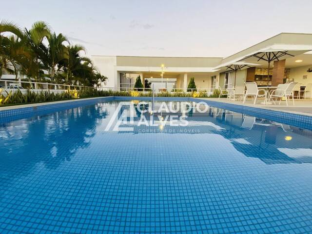 CASA EM CONDOMÍNIO para Compra em Feira de Santana - 1