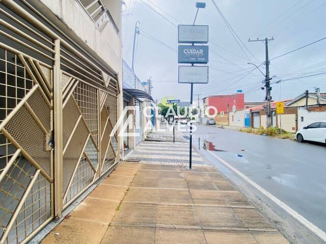 CASA para Aluguel em Feira de Santana - 2