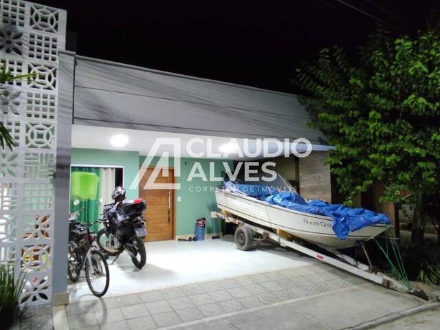 CASA EM CONDOMÍNIO para Compra em Feira de Santana - 2