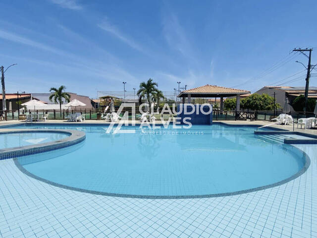 CASA EM CONDOMÍNIO para Compra em Feira de Santana - 1