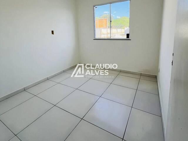 CASA para Compra em Feira de Santana - 3