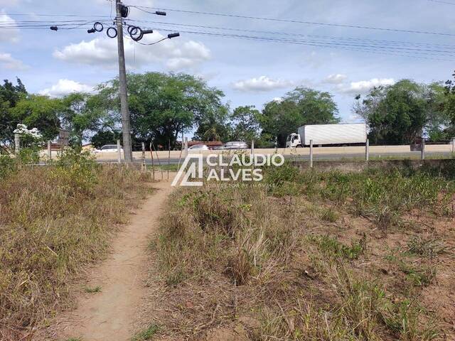 TERRENO para Compra em Feira de Santana - 2