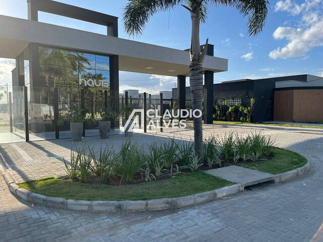 CASA EM CONDOMÍNIO para Compra em Feira de Santana - 2