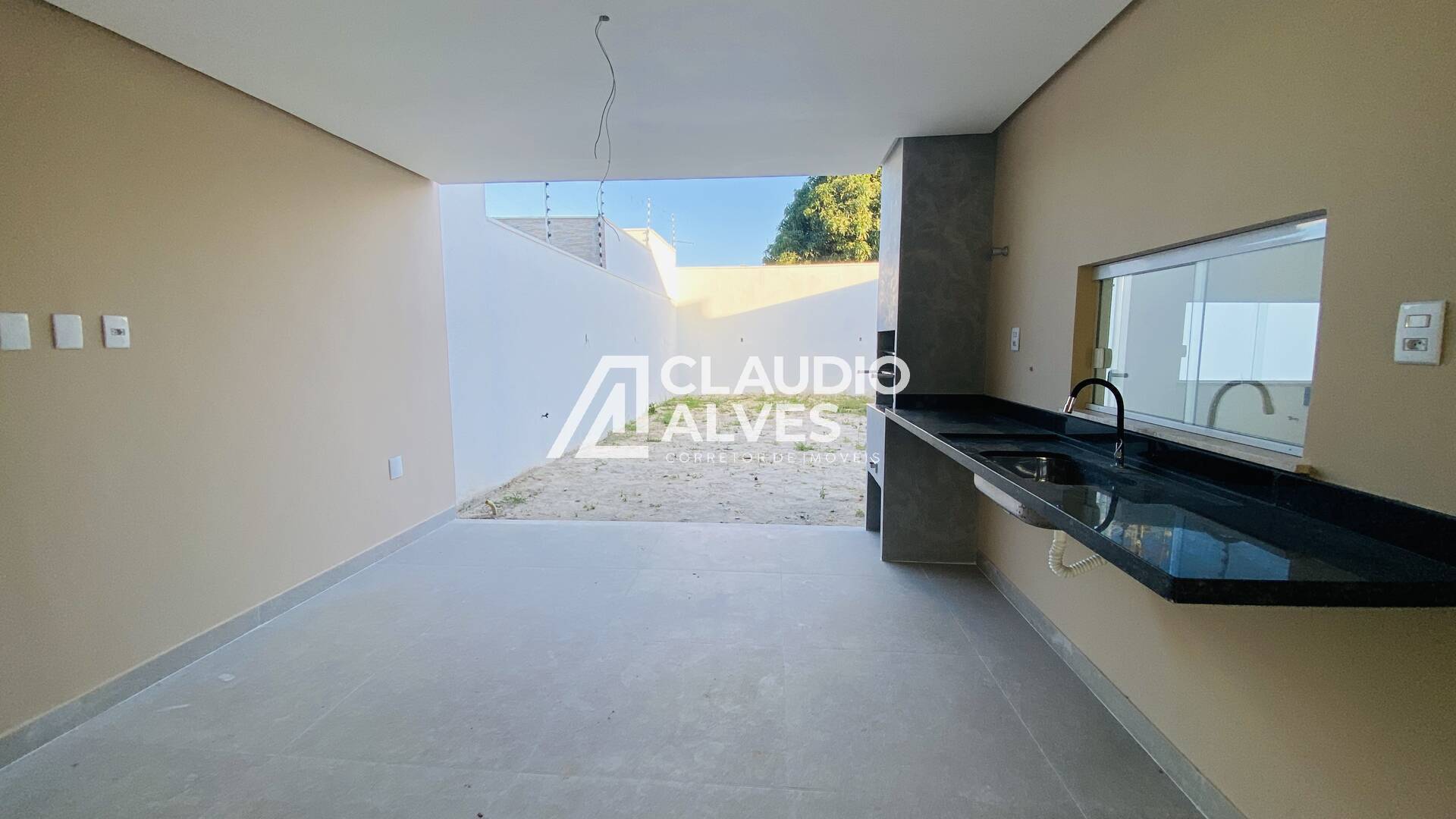 Casa à venda com 3 quartos, 173m² - Foto 9