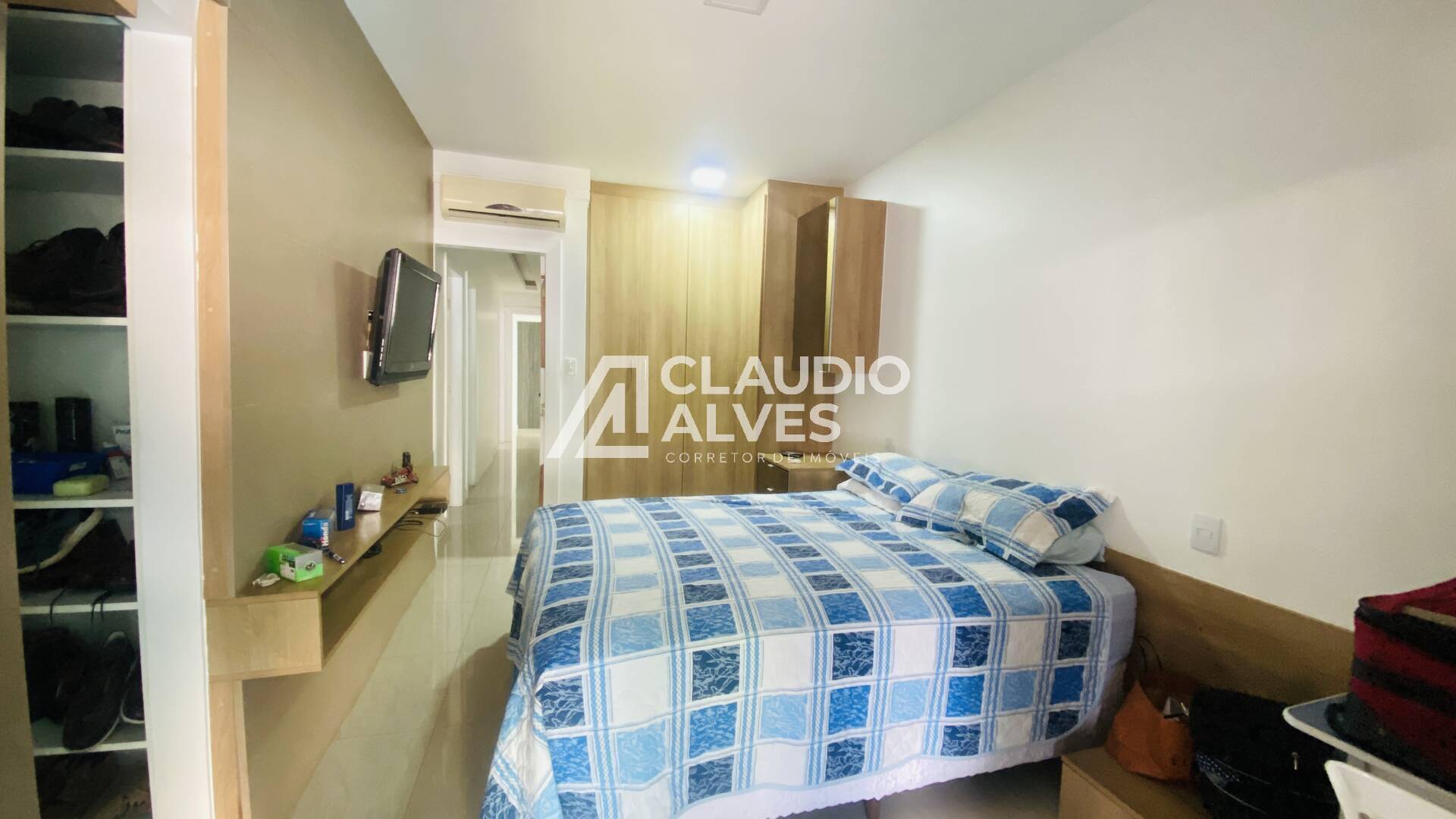 Casa de Condomínio à venda com 3 quartos, 300m² - Foto 17