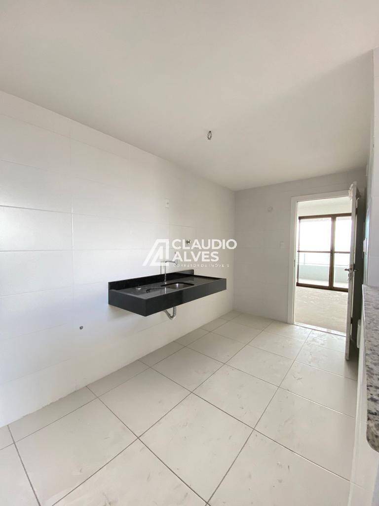 Apartamento à venda com 3 quartos, 108m² - Foto 7