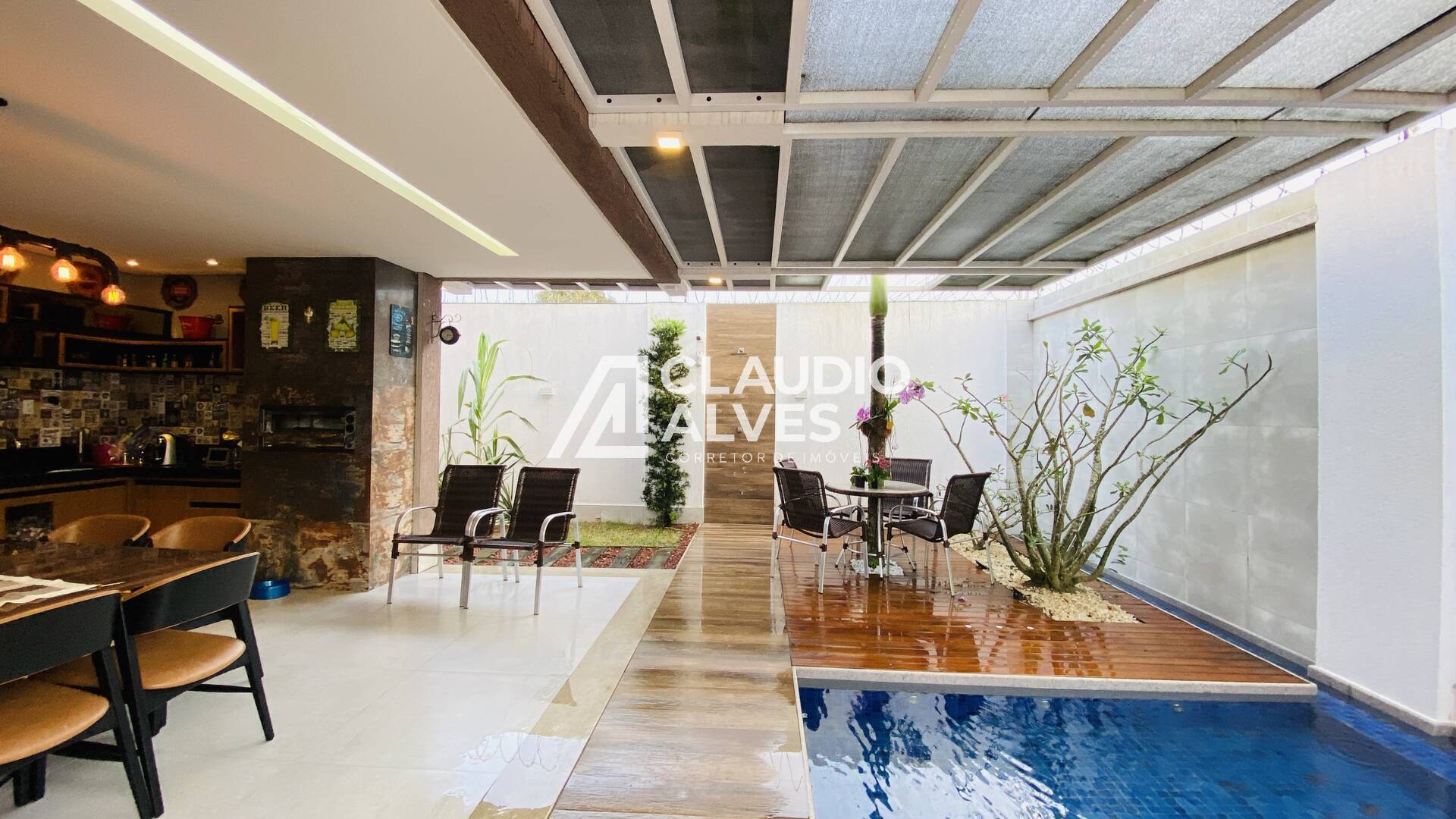 Casa de Condomínio à venda, 372m² - Foto 12