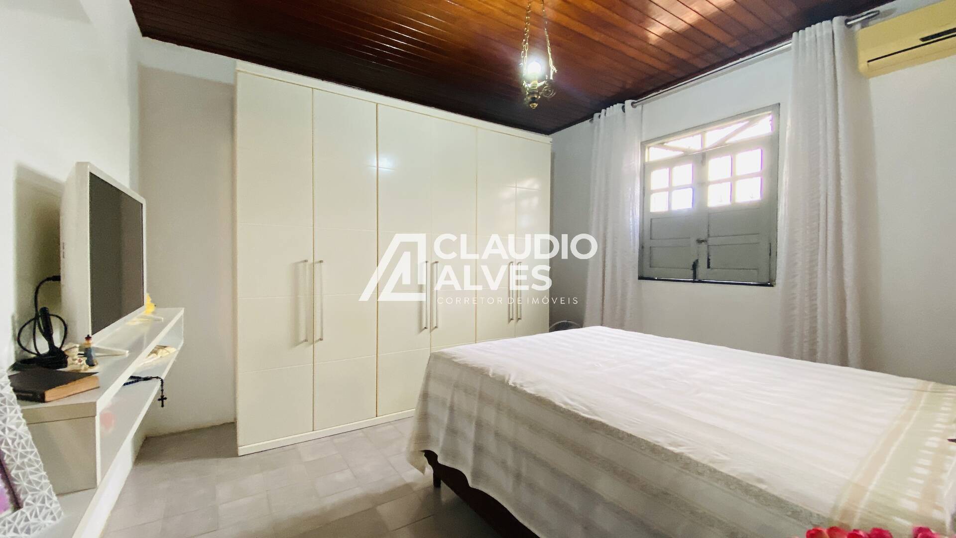 Casa à venda com 4 quartos, 200m² - Foto 22