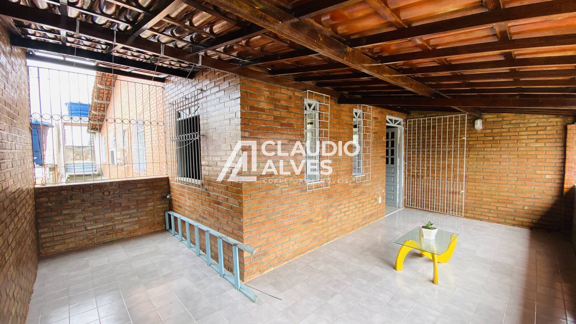 Casa à venda com 4 quartos, 200m² - Foto 32