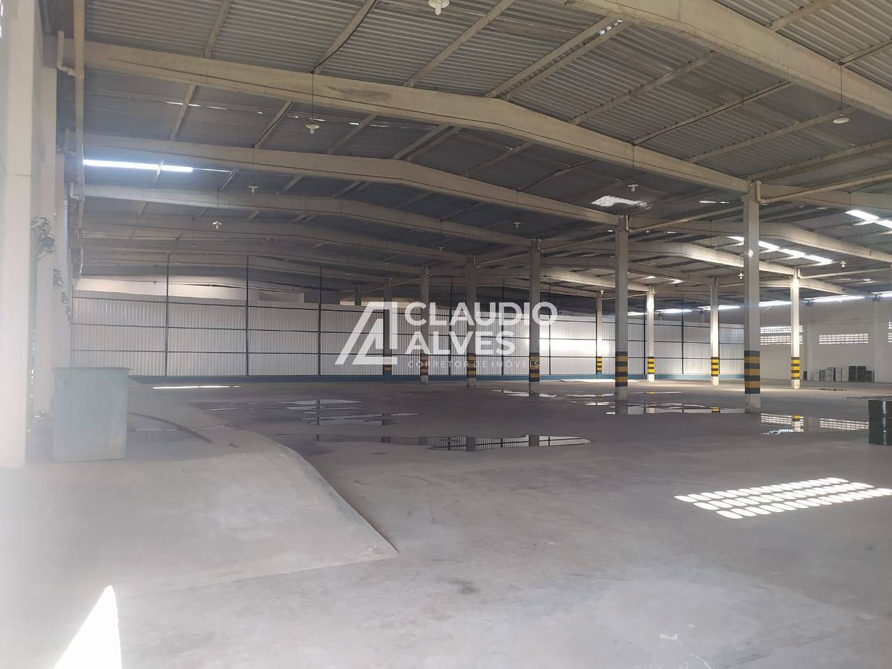 Loja-Salão para alugar, 2160m² - Foto 3