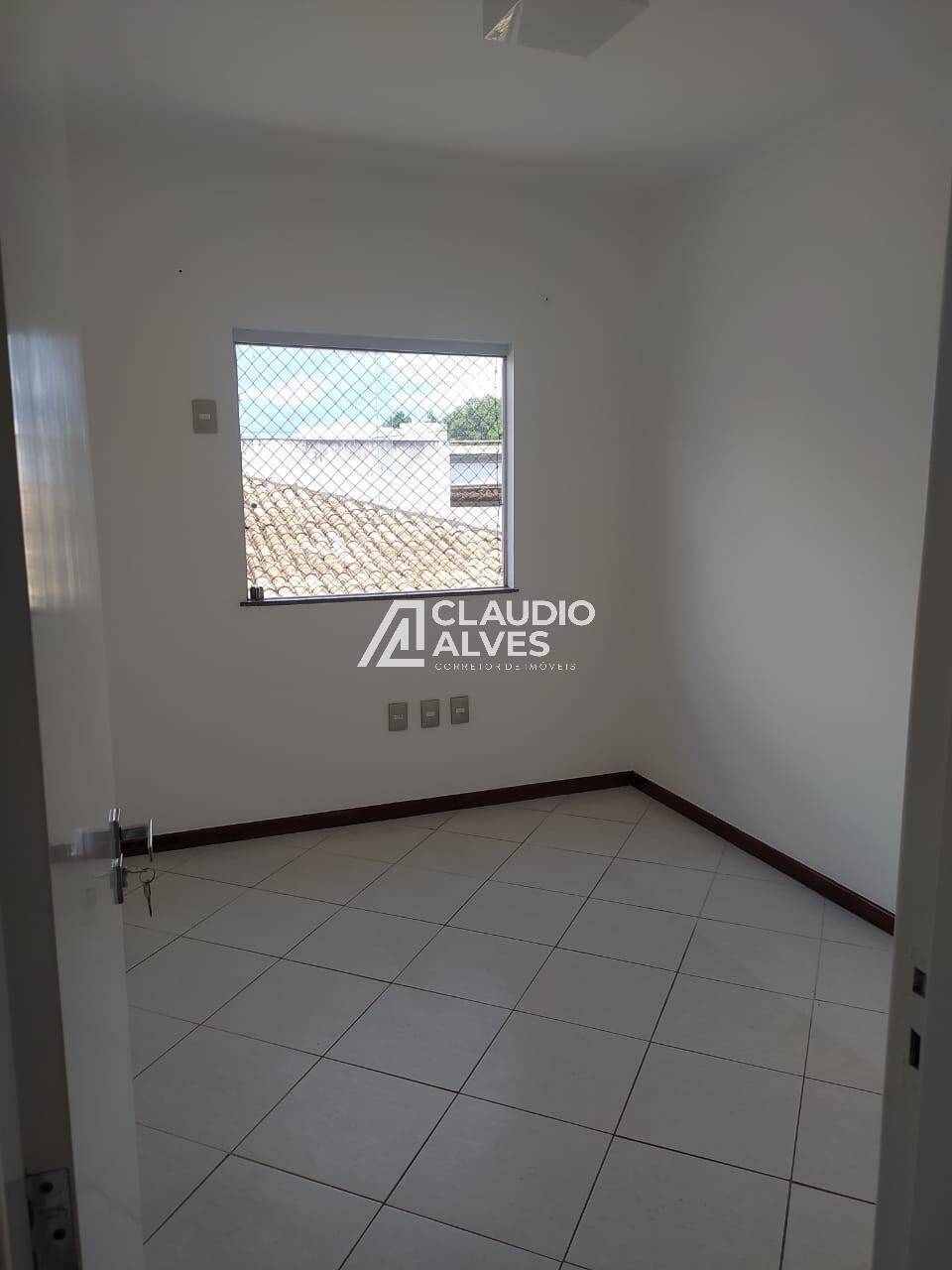 Casa à venda com 3 quartos, 180m² - Foto 9