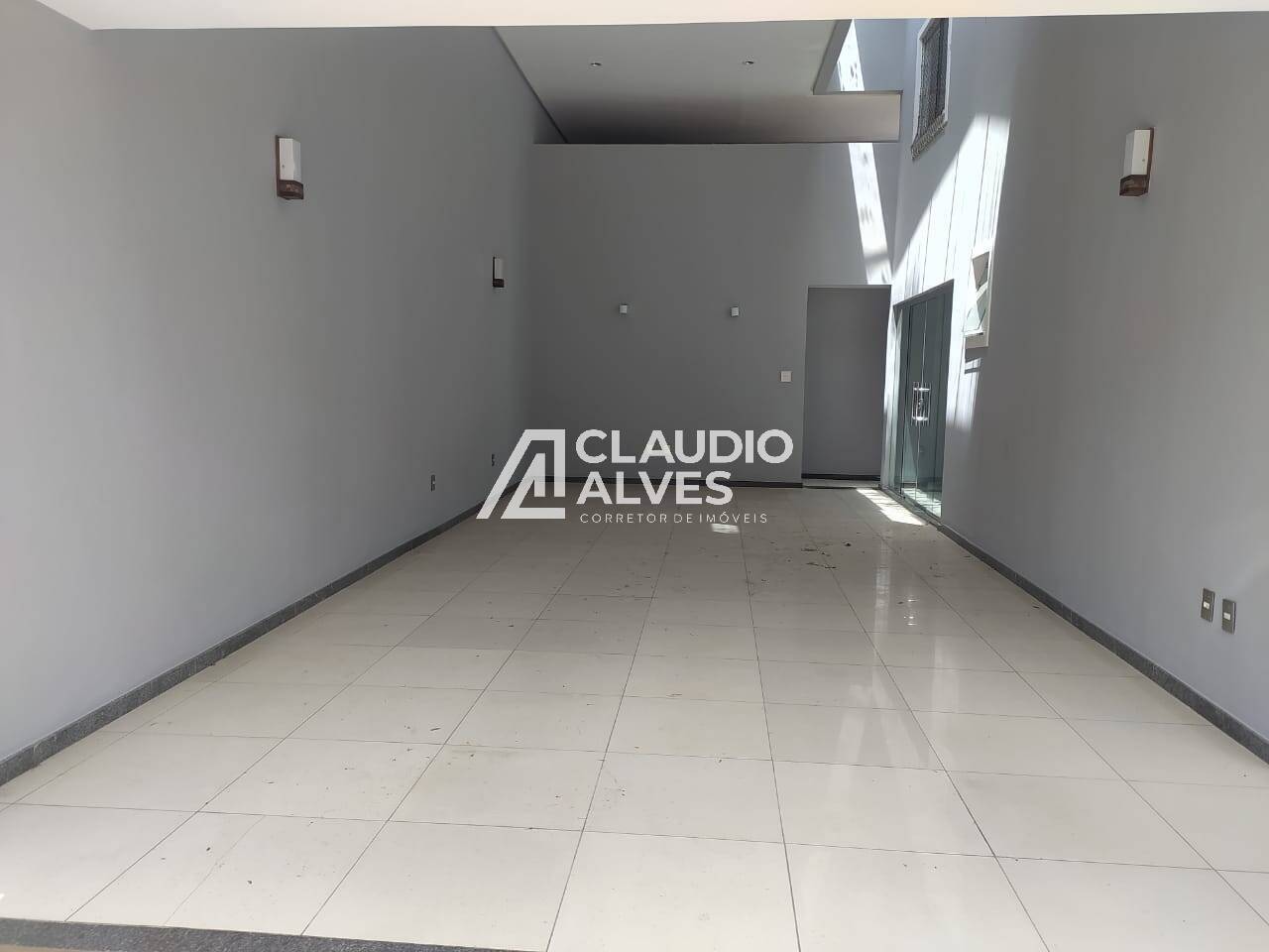 Casa à venda com 3 quartos, 180m² - Foto 4