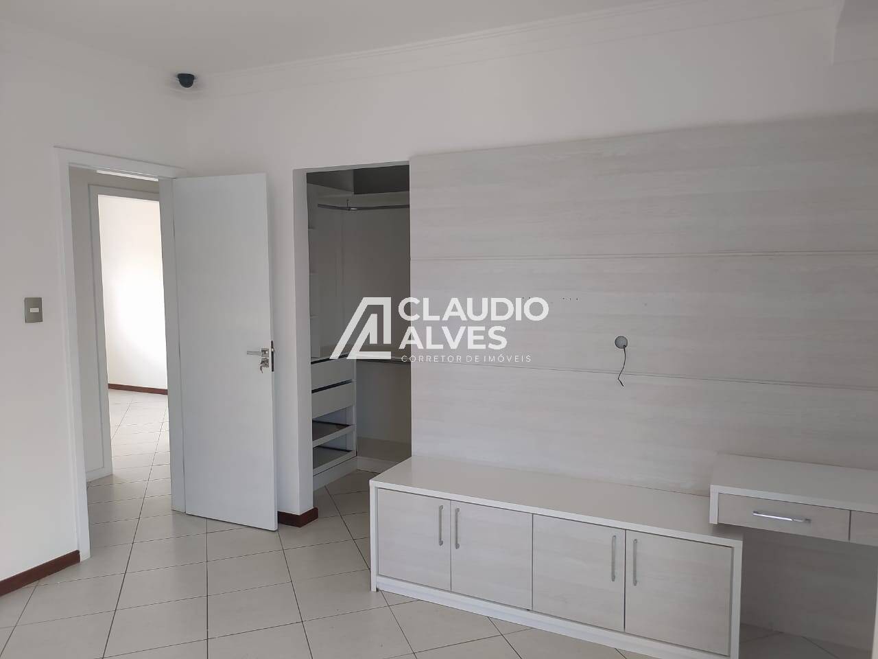 Casa à venda com 3 quartos, 180m² - Foto 15