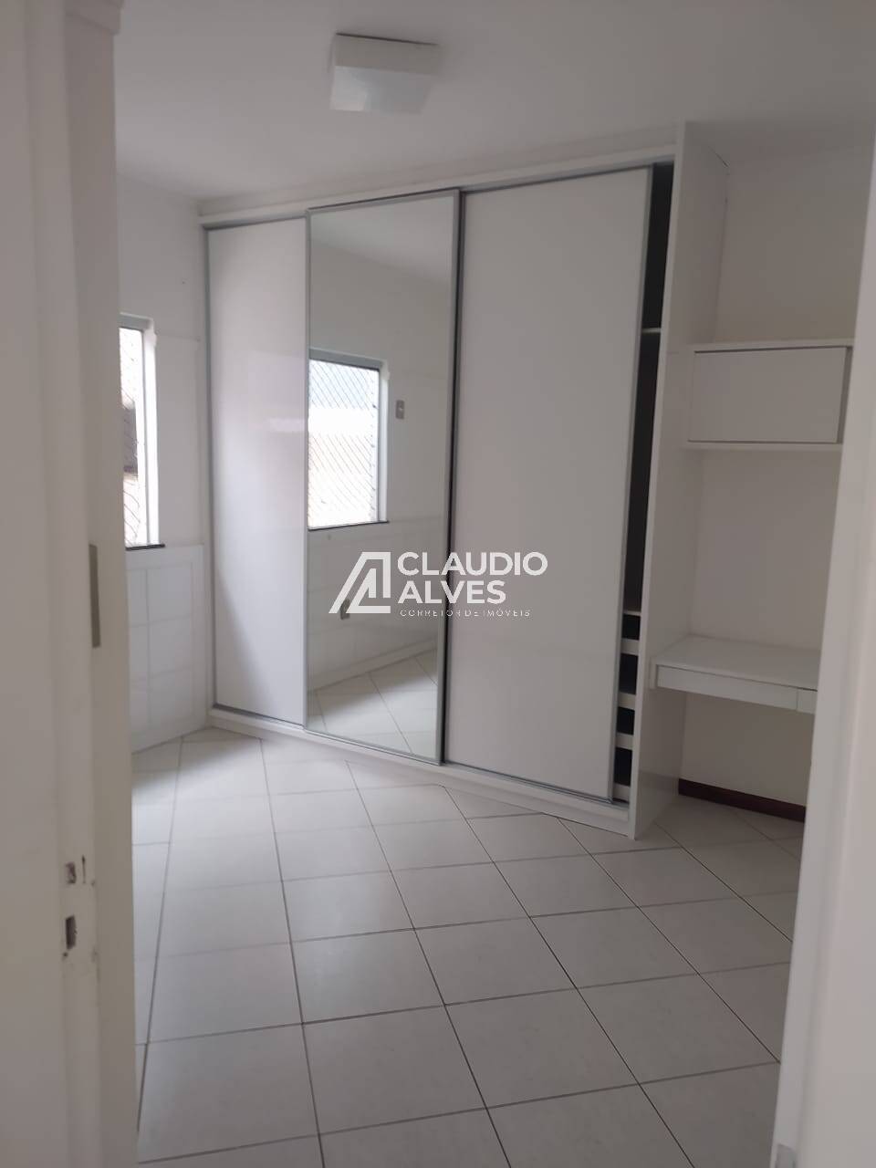 Casa à venda com 3 quartos, 180m² - Foto 16