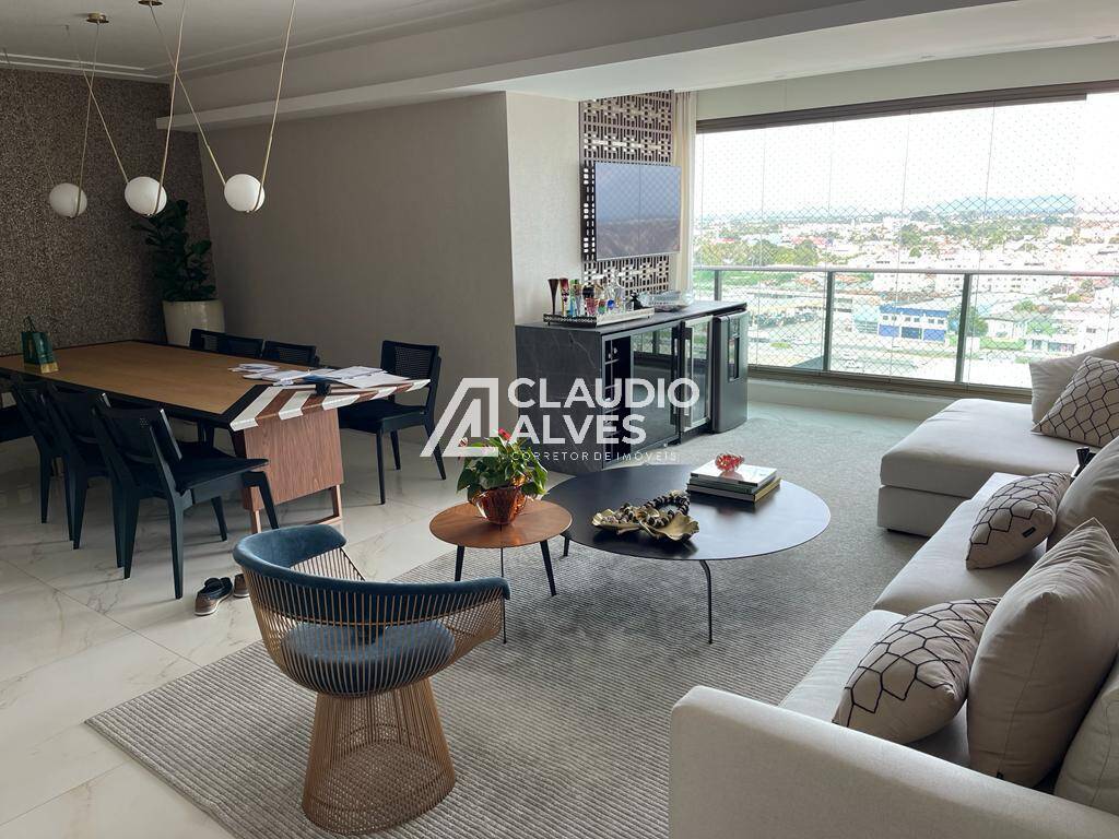 Apartamento à venda com 3 quartos, 140m² - Foto 1