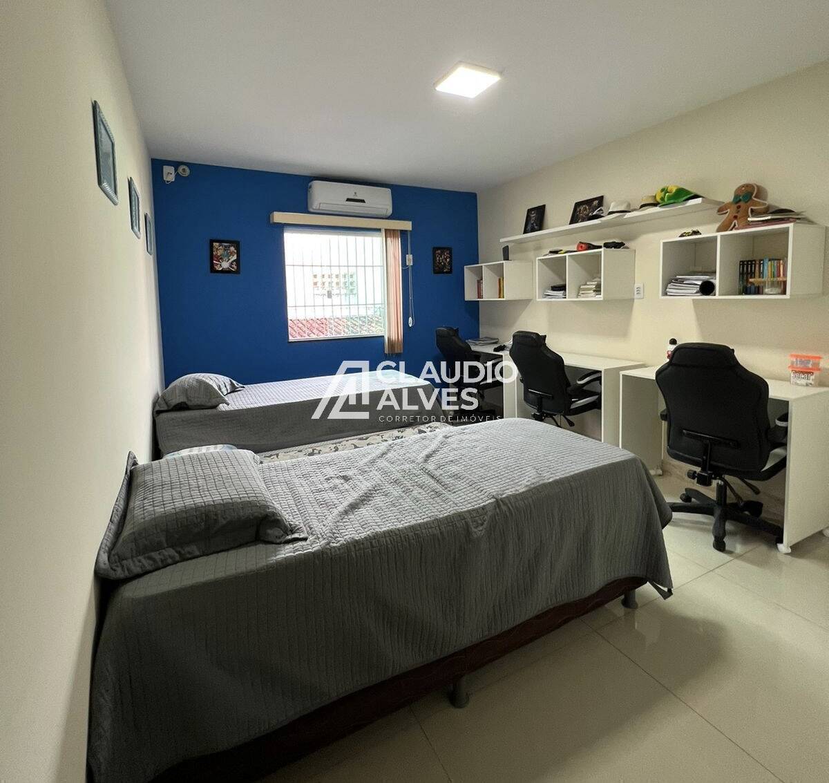 Casa à venda com 3 quartos, 180m² - Foto 12