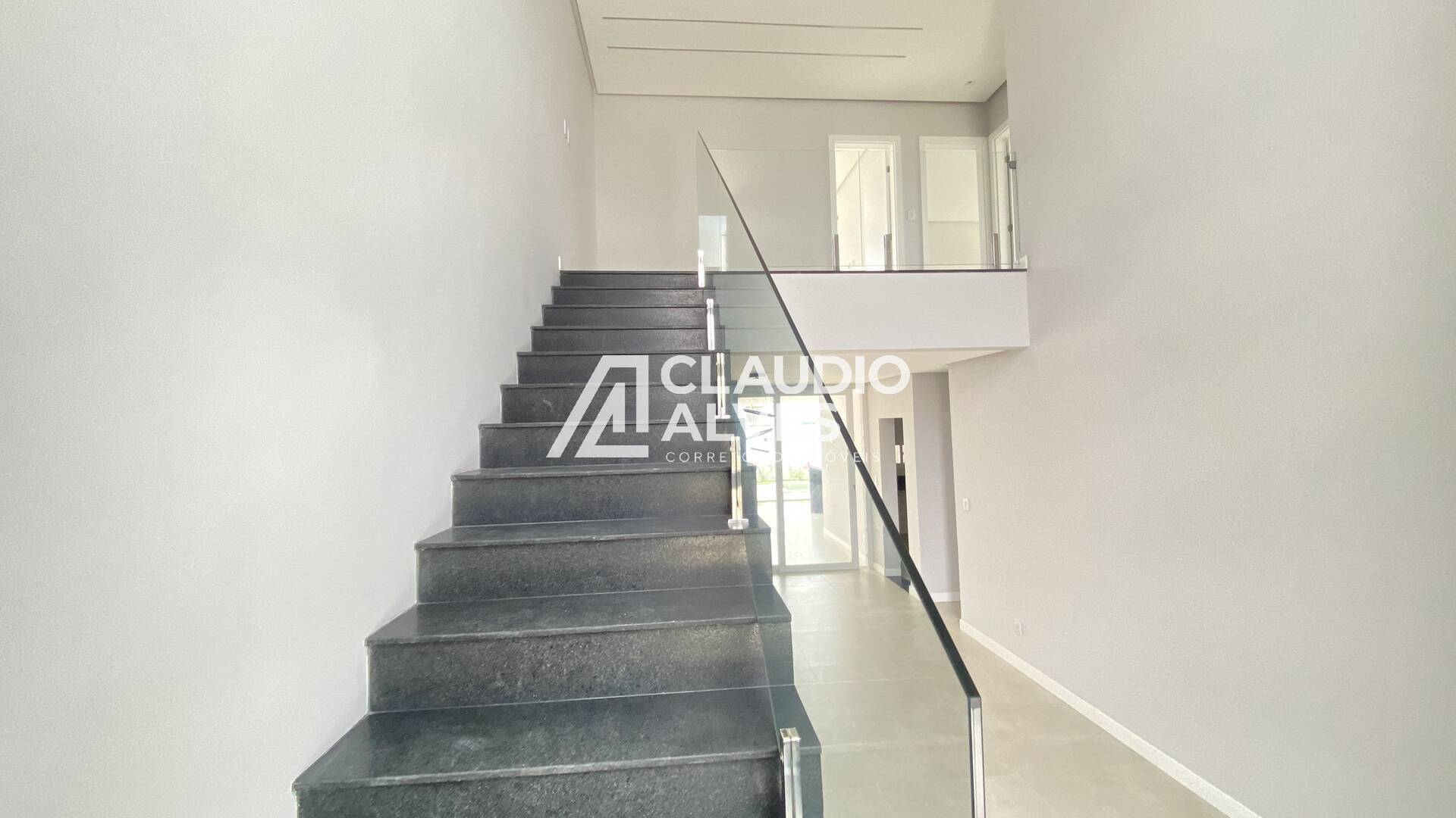 Casa de Condomínio à venda com 4 quartos, 229m² - Foto 15