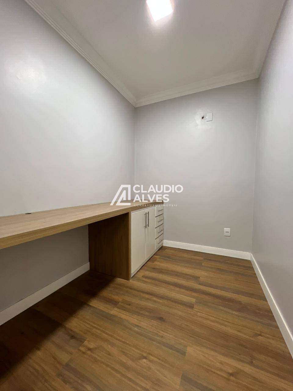 Apartamento à venda com 3 quartos, 162m² - Foto 20