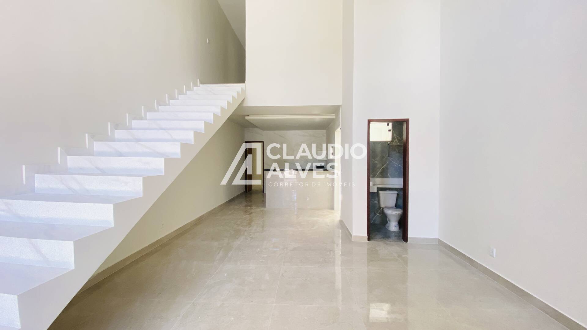 Casa à venda com 3 quartos, 160m² - Foto 4