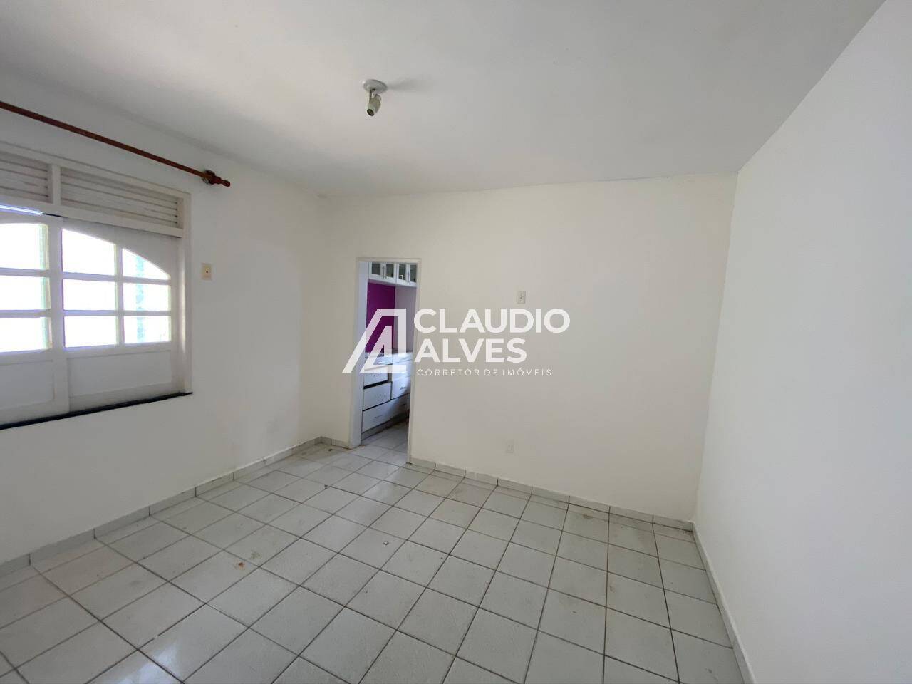 Casa à venda com 5 quartos, 150m² - Foto 5