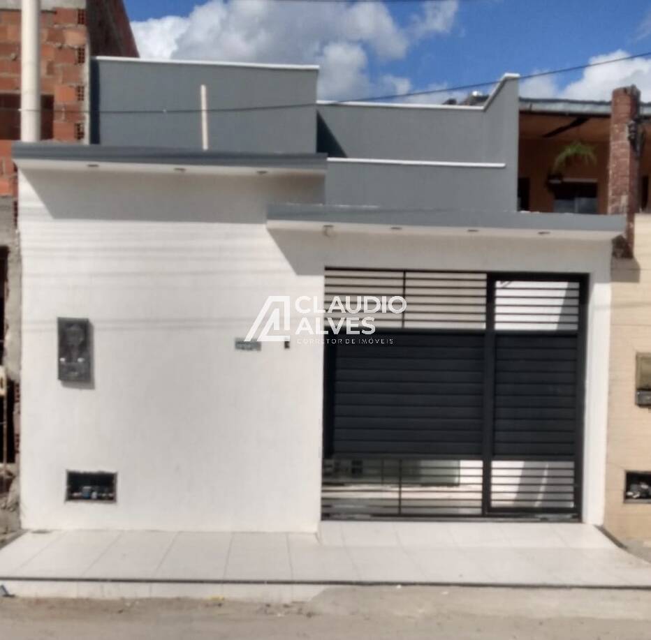 Casa à venda com 2 quartos, 86m² - Foto 2