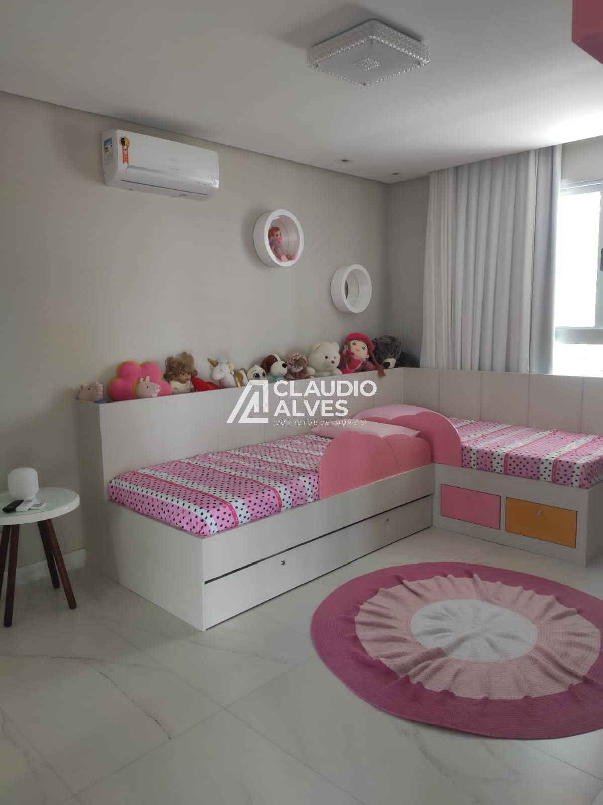 Casa de Condomínio para alugar com 4 quartos, 273m² - Foto 18