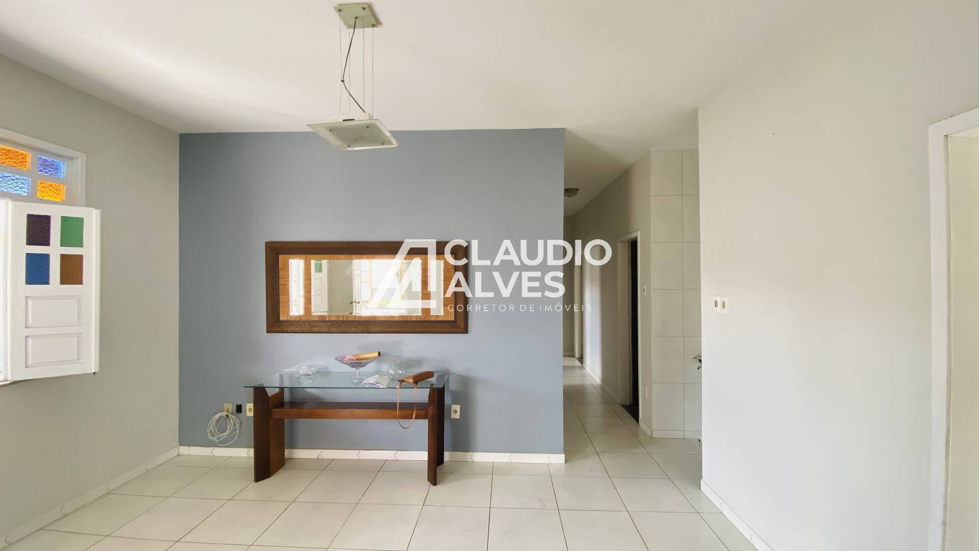 Casa à venda com 5 quartos, 200m² - Foto 11