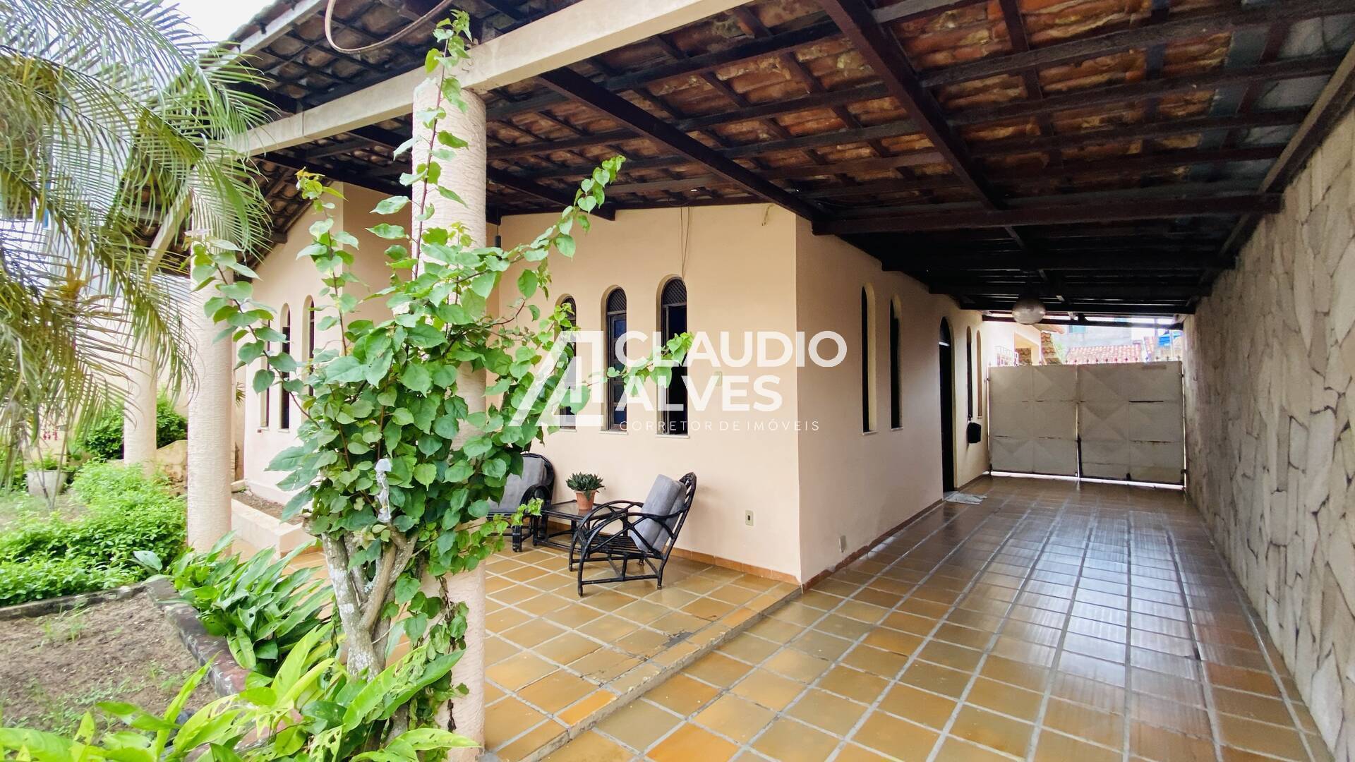 Casa à venda com 4 quartos, 540m² - Foto 3