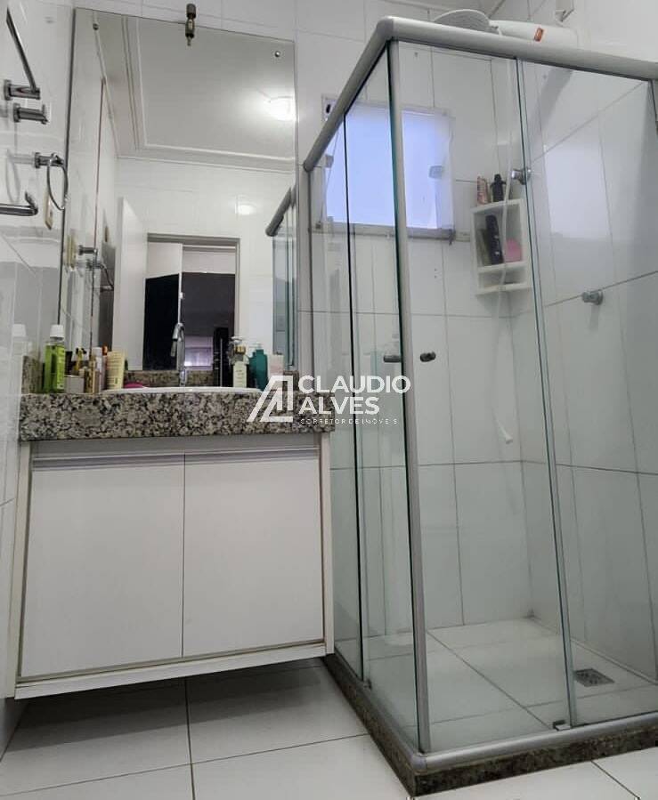 Casa de Condomínio à venda com 5 quartos, 200m² - Foto 6