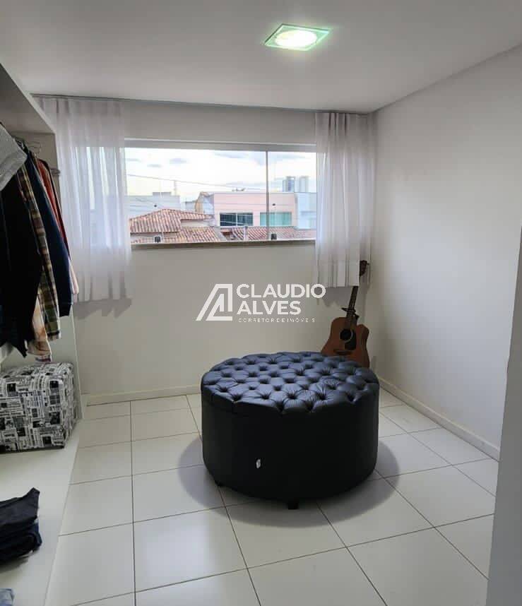 Casa de Condomínio à venda com 5 quartos, 200m² - Foto 15