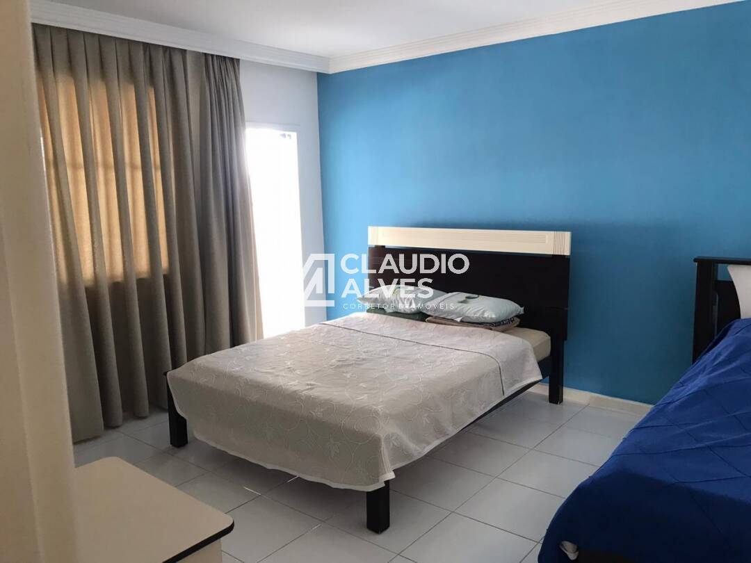 Casa à venda com 4 quartos, 200m² - Foto 7