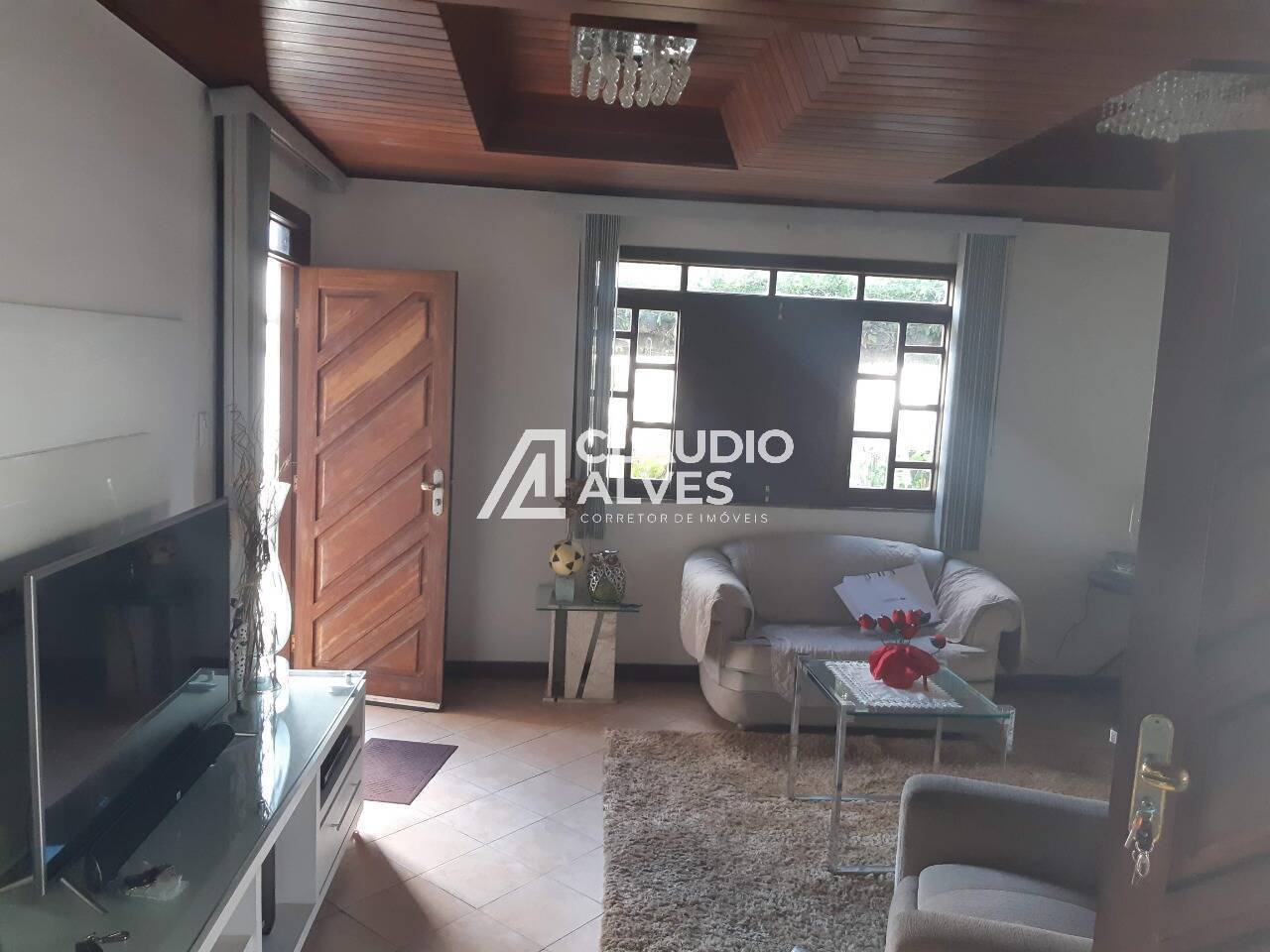 Casa à venda com 4 quartos, 540m² - Foto 10