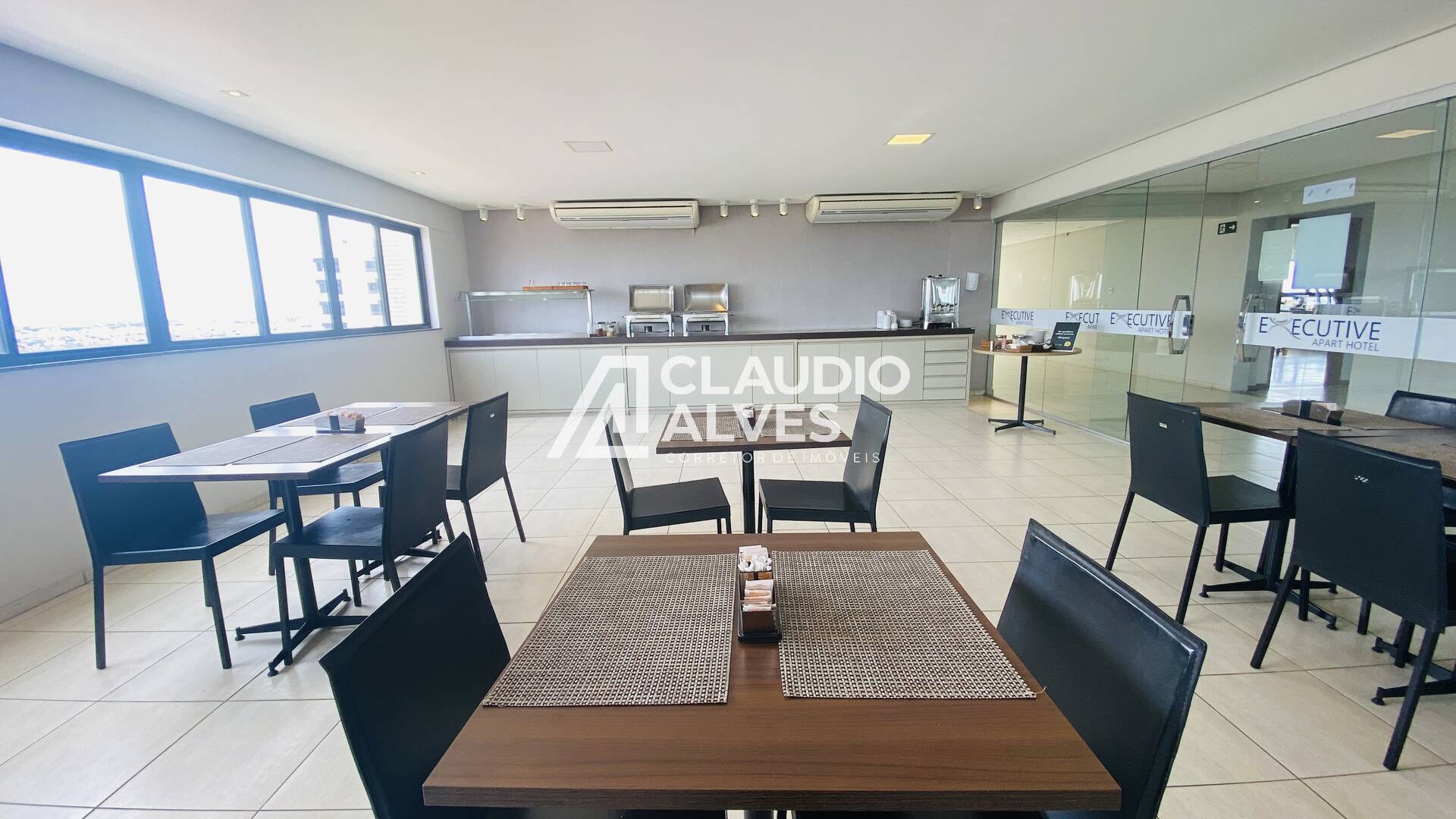 Apartamento à venda com 1 quarto, 60m² - Foto 17