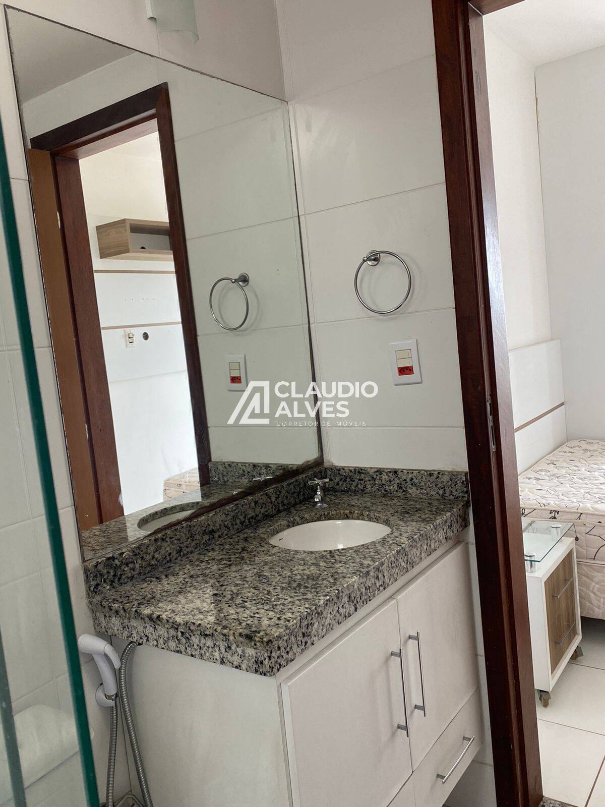 Apartamento à venda com 1 quarto, 40m² - Foto 15