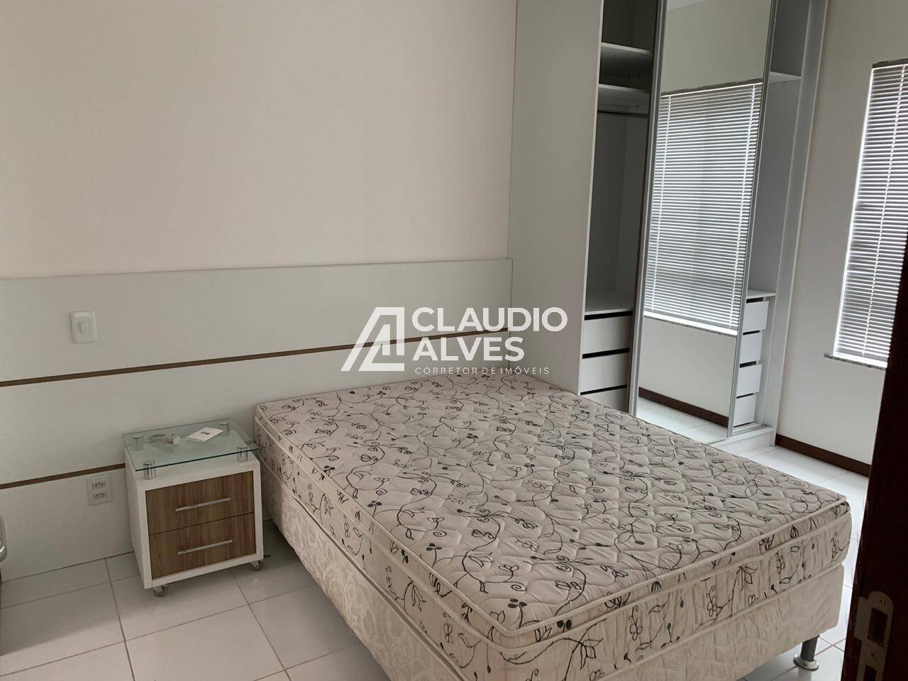 Apartamento à venda com 1 quarto, 40m² - Foto 12